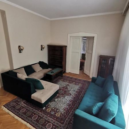 Antikvilla Apartman Segedyn Zewnętrze zdjęcie