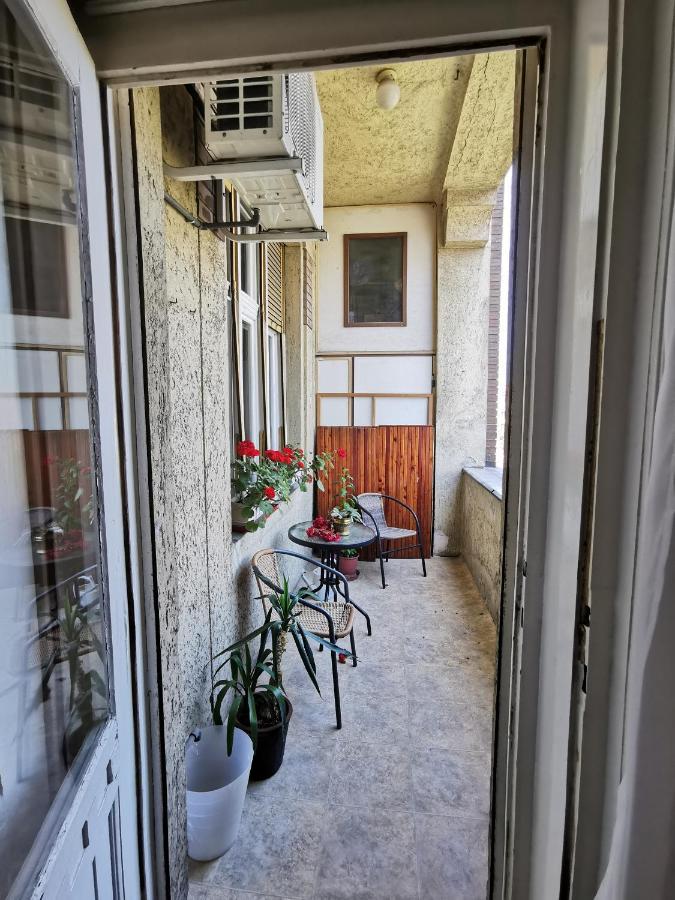 Antikvilla Apartman Segedyn Zewnętrze zdjęcie