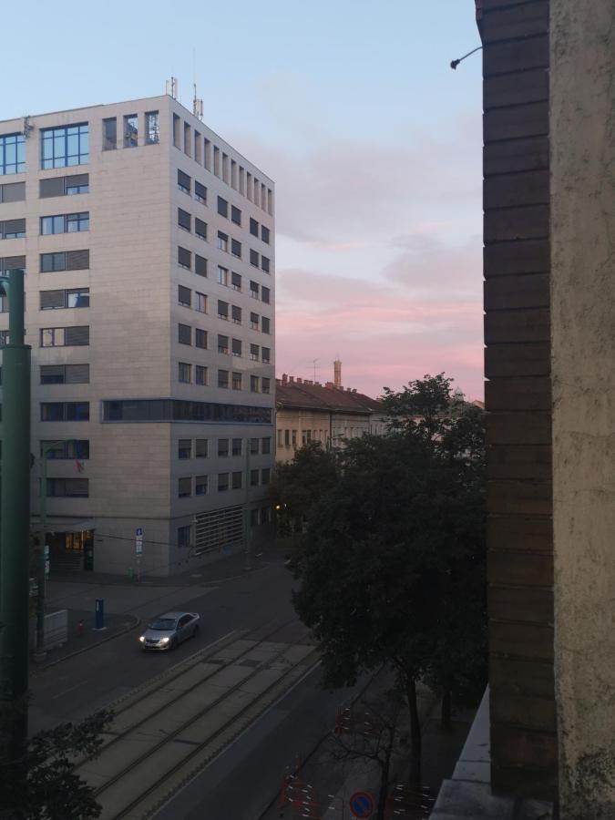 Antikvilla Apartman Segedyn Zewnętrze zdjęcie